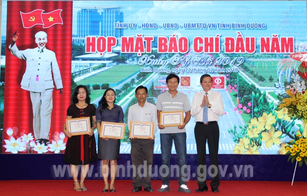 Bình Dương họp mặt báo chí đầu năm - Xuân Kỷ Hợi 2019 - Ảnh minh hoạ 6