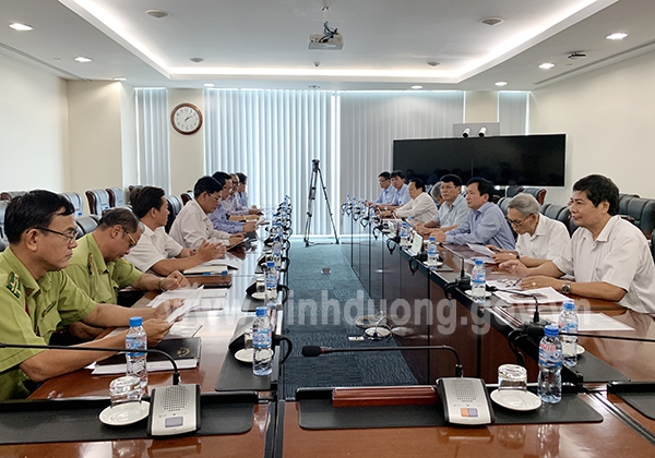 Lãnh đạo tỉnh Nghệ An thăm và làm việc với Bình Dương về hoạt động thu hút đầu tư, chế biến, xuất khẩu gỗ, và các sản từ gỗ lâm sản