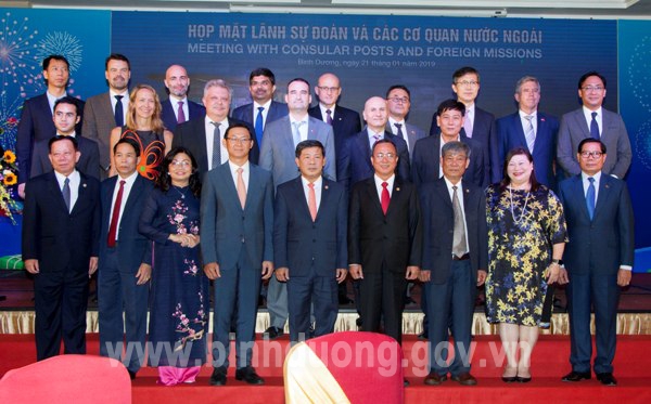 Bình Dương họp mặt Lãnh sự đoàn và các cơ quan nước ngoài - Ảnh minh hoạ 4