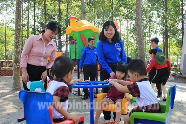 Bình Dương: Sôi nổi khởi động Tháng Thanh niên năm 2019 - Ảnh minh hoạ 3