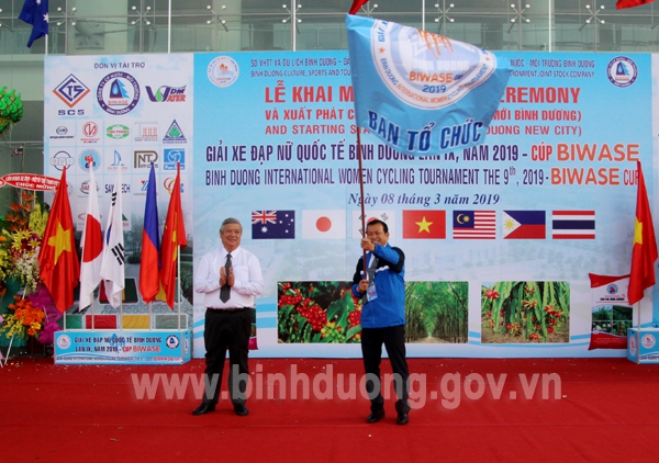Khai mạc Giải đua xe đạp nữ quốc tế Bình Dương - Cúp Biwase lần thứ IX - Ảnh minh hoạ 2